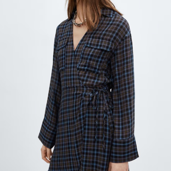 Check Wrap Dress - Picture 2 of 5